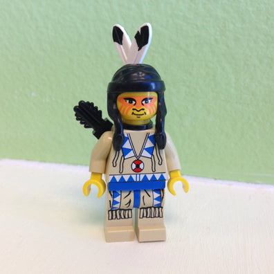 LEGO Minifigure-Indian (Tan Shirt, Black Quiver)-Western / Indians-ww016-Creative Brick Builders
